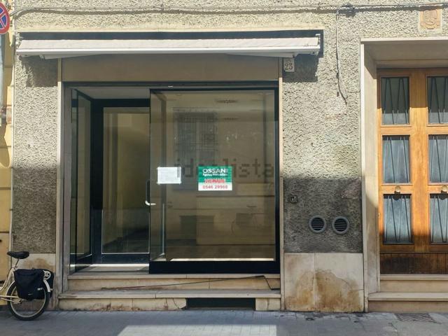 Locale in vendita di 50 m² in Corso Giacomo Matteotti, 23