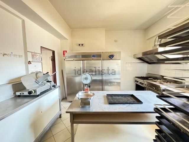 Locale in vendita di 50 m² in Corso Sicilia, 41