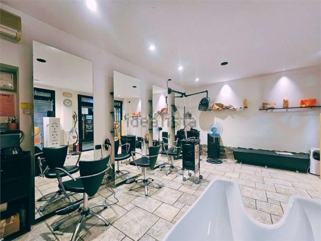 Locale in vendita di 50 m² in Galleria Raggio, 26