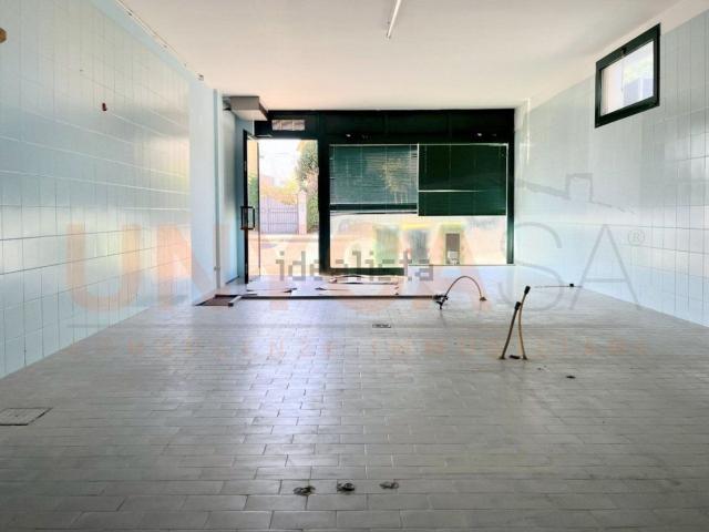 Locale in vendita di 50 m² in Piazza del Mercato
