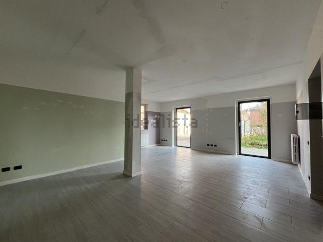 Locale in vendita di 50 m² in Piazza Luigi Melano Rossi