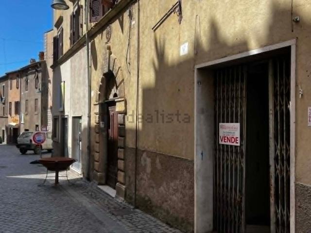 Locale in vendita di 50 m² in Via Umberto I