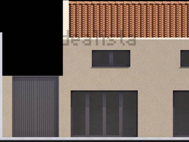 Locale in vendita di 50 m² in Via Zia Lisa, 154