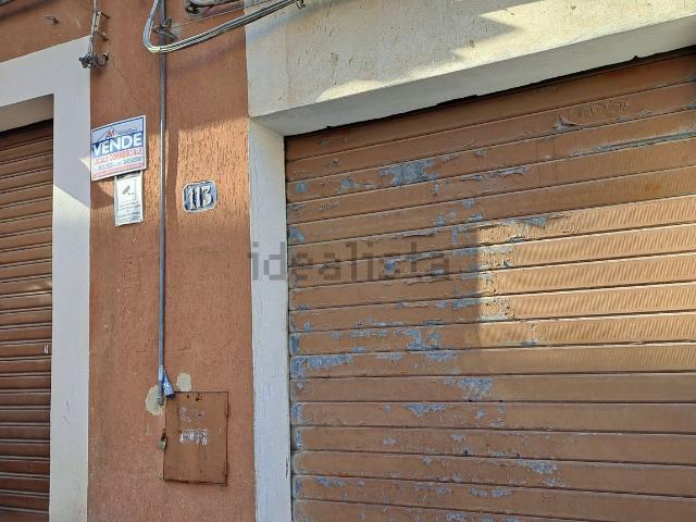 Locale in vendita di 50 m² in Via Acquanuova