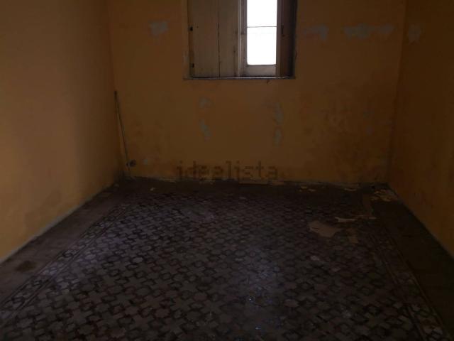 Locale in vendita di 50 m² in Via Agnone
