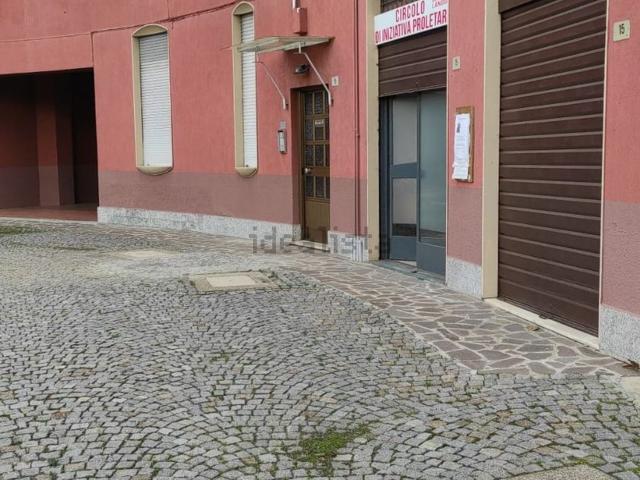 Locale in vendita di 50 m² in Via Andrea Stoppani, 15
