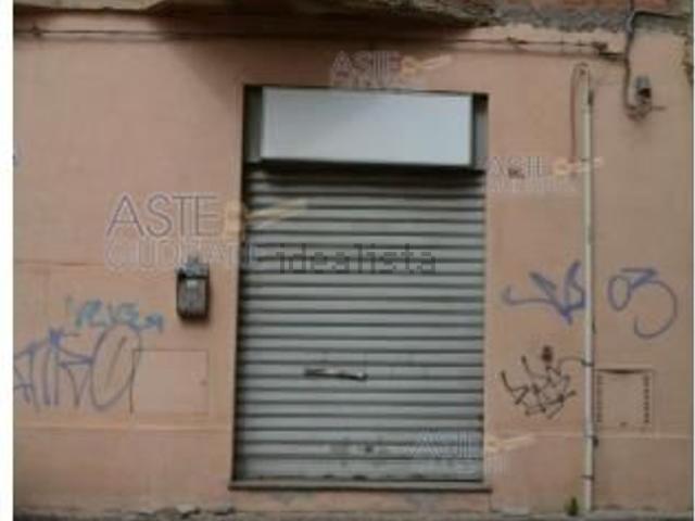 Locale in vendita di 50 m² in Via Antonio Argiolas, 96