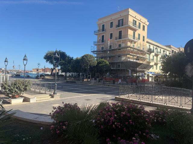 Locale in vendita di 50 m² in Via Antonio Gramsci, 17