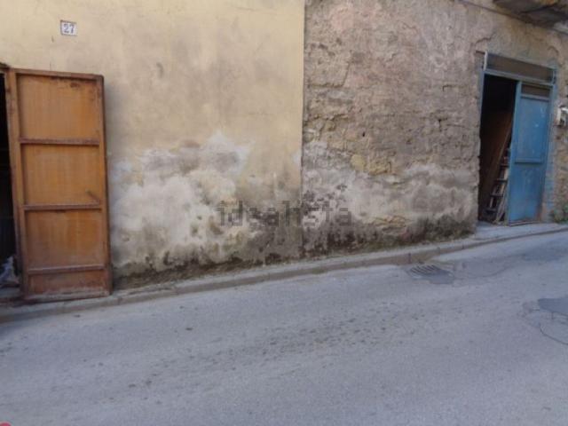 Locale in vendita di 50 m² in Via Antonio Ranucci