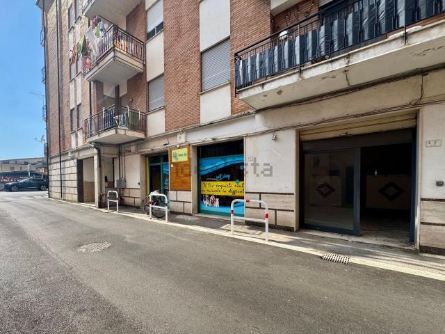 Locale in vendita di 50 m² in Via Caravaggio