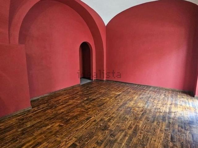 Locale in vendita di 50 m² in Via Corace, 29