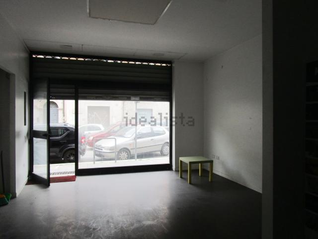 Locale in vendita di 50 m² in Via domenico cirillo