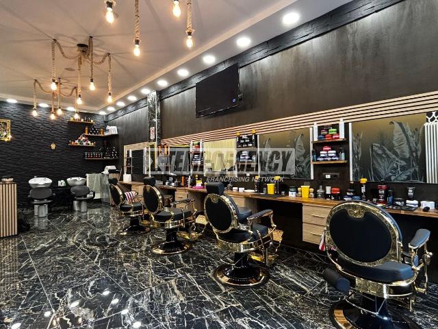 Locale in vendita di 50 m² in Via Don L. Sturzo, 38