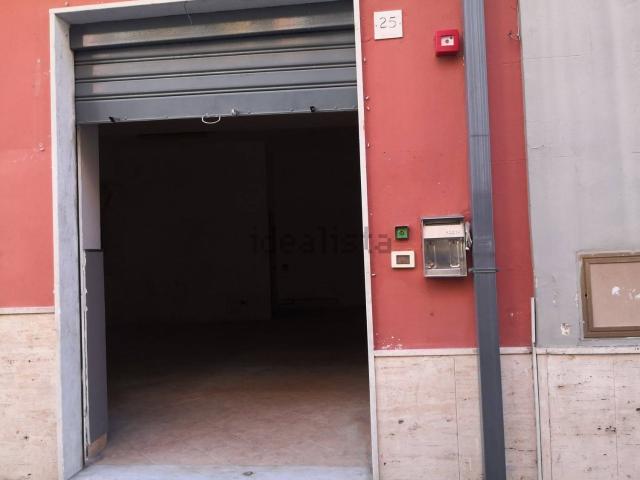 Locale in vendita di 50 m² in Via Erice