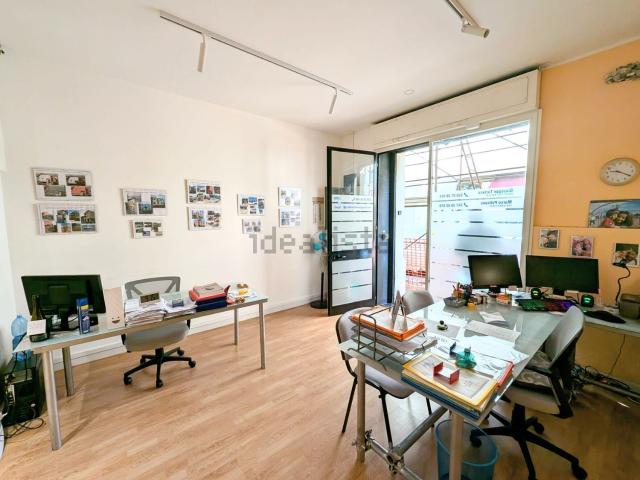 Locale in vendita di 50 m² in Via Ettore Lombardo Pellegrino, 146