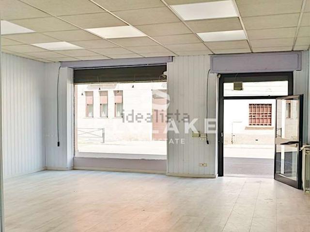 Locale in vendita di 50 m² in Via Giacomo Matteotti, 15