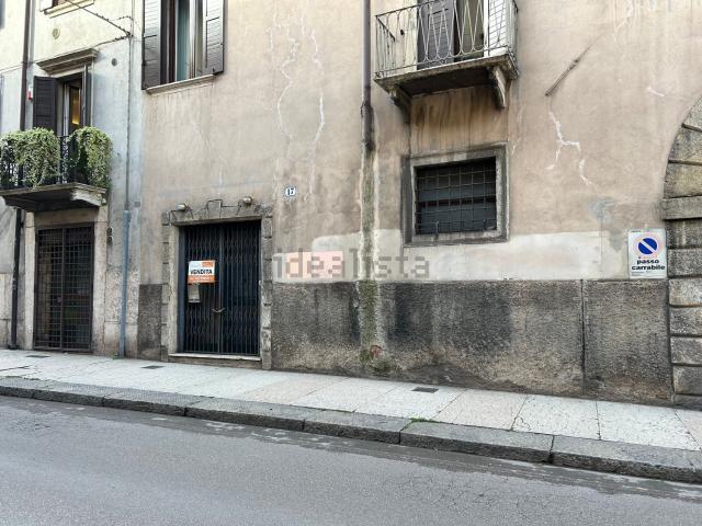 Locale in vendita di 50 m² in Via Giardino Giusti