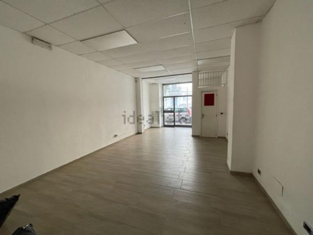 Locale in vendita di 50 m² in Via Isonzo, 65