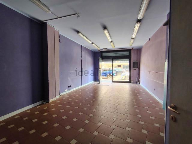Locale in vendita di 55 m² in Via Lunga, 80