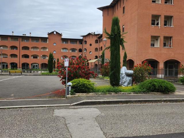 Locale in vendita di 50 m² in Via Madonna degli Angeli, 24