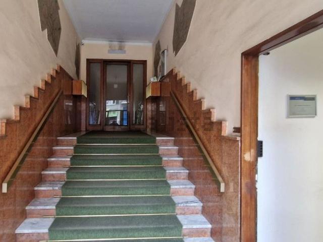 Locale in vendita di 50 m² in Via Martiri della Libertà, 7