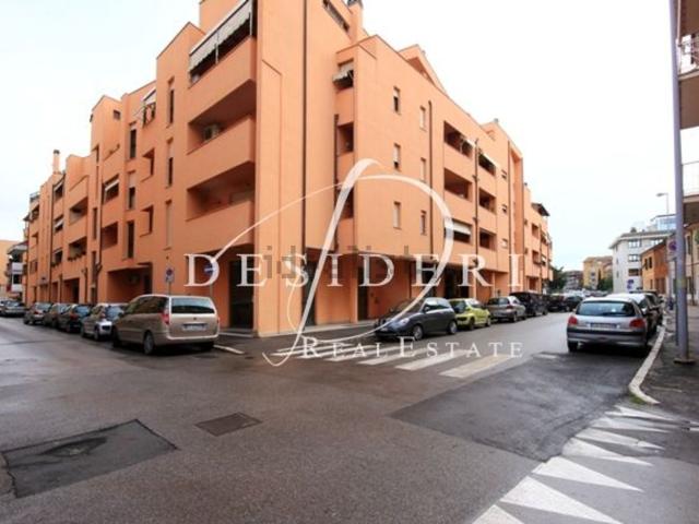 Locale in vendita di 50 m² in Via Oriana Fallaci