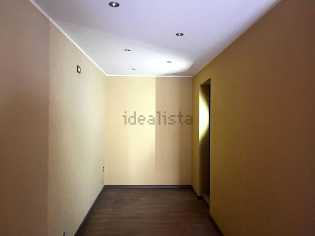 Locale in vendita di 50 m² in Via Papale
