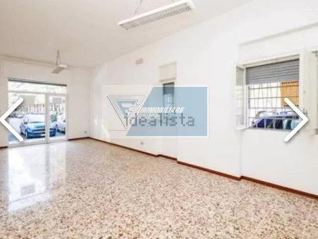 Locale in vendita di 50 m² in Via Pietro Novelli