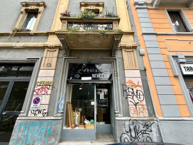 Locale in vendita di 50 m² in Via Popoli Uniti, 15