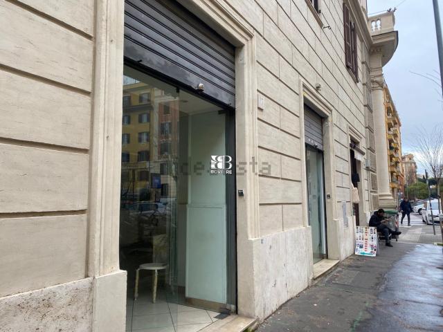 Locale in vendita di 50 m² in Via Premuda