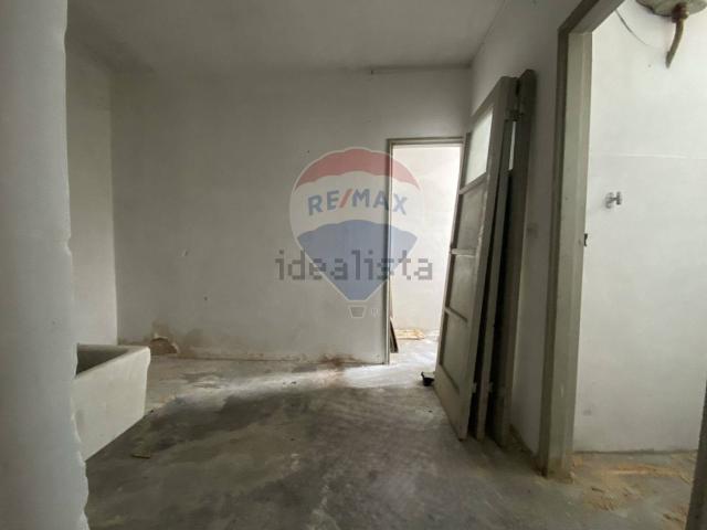 Locale in vendita di 50 m² in Via Privata de Vitalis