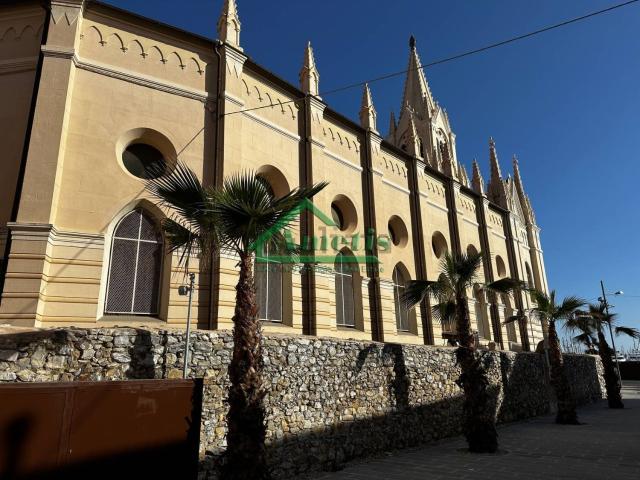 Locale in vendita di 50 m² in Via Rambaldo