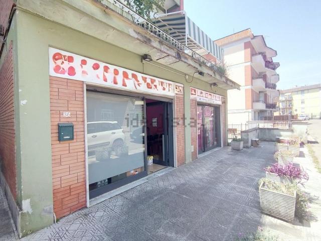 Locale in vendita di 50 m² in Via Santa Felicissima, 36
