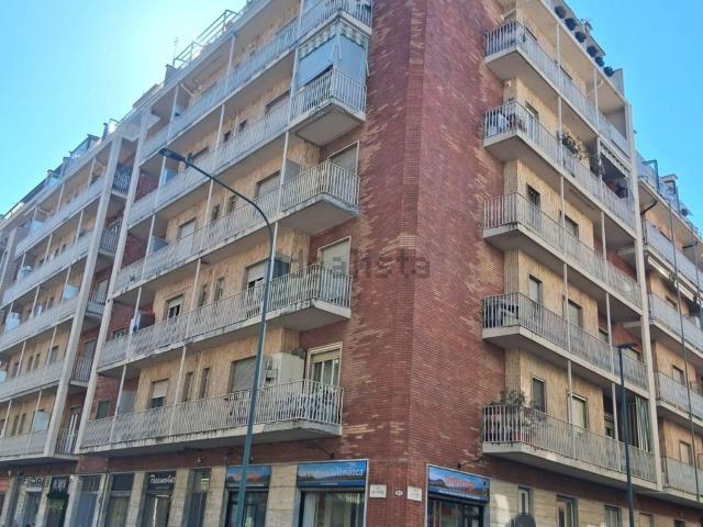 Locale in vendita di 50 m² in Via San Marino, 77