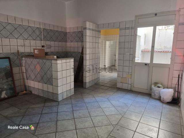 Locale in vendita di 50 m² in Via Sacro Cuore, 90
