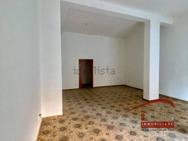 Locale in vendita di 50 m² in Via Sofio Ferrero