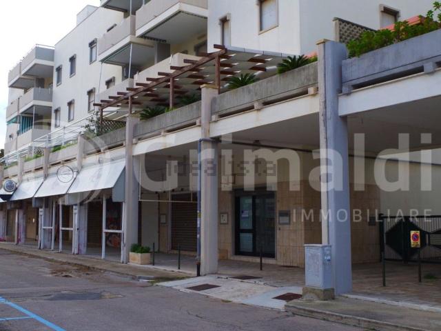 Locale in vendita di 50 m² in Viale della Fenice