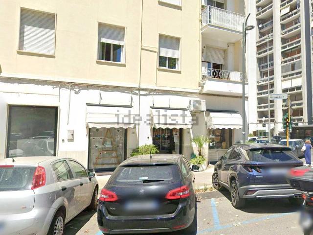 Locale in vendita di 50 m² in Viale Don Giuseppe Morosini, 11