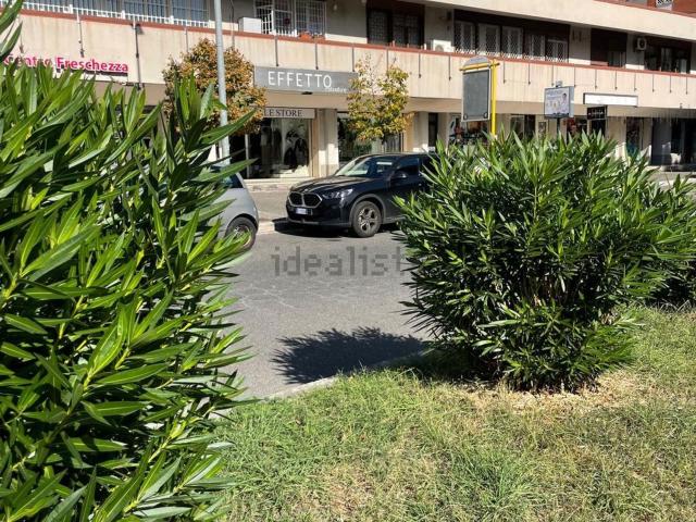 Locale in vendita di 50 m² in Viale Sacco e Vanzetti, 139