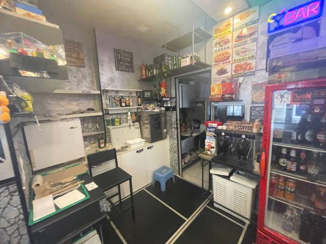 Locale in vendita di 50 m² in Viale Secondo Moretti