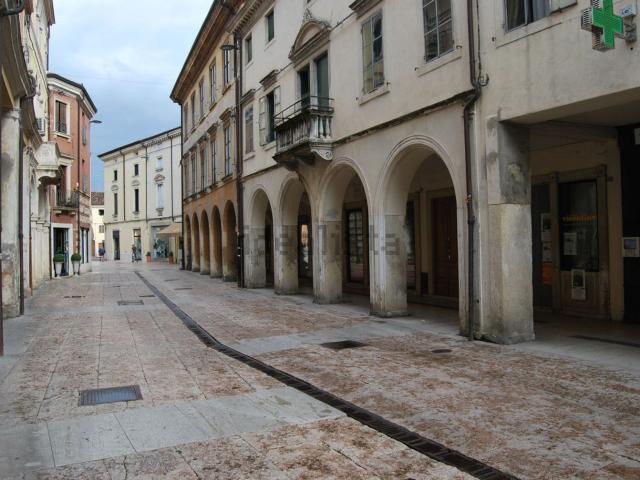Locale in vendita di 50 m²