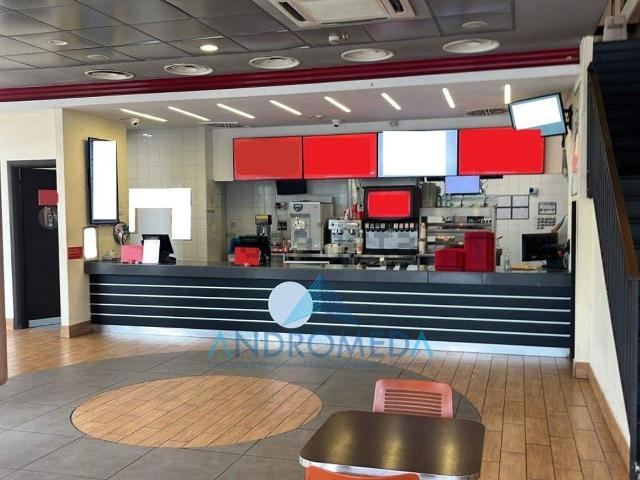 Locale in vendita di 510 m²