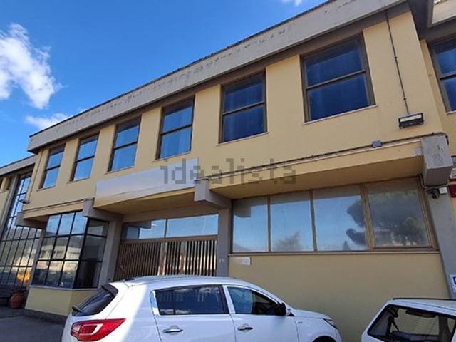 Locale in vendita di 5116 m² in Via Vecchia Aretina