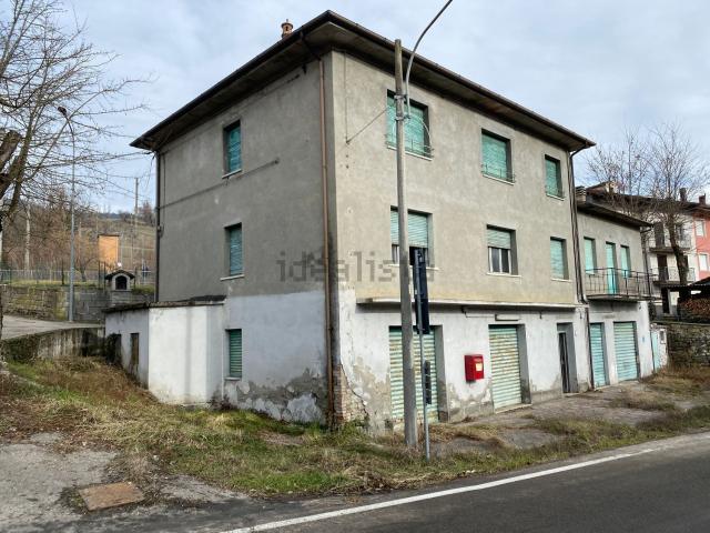 Locale in vendita di 516 m²