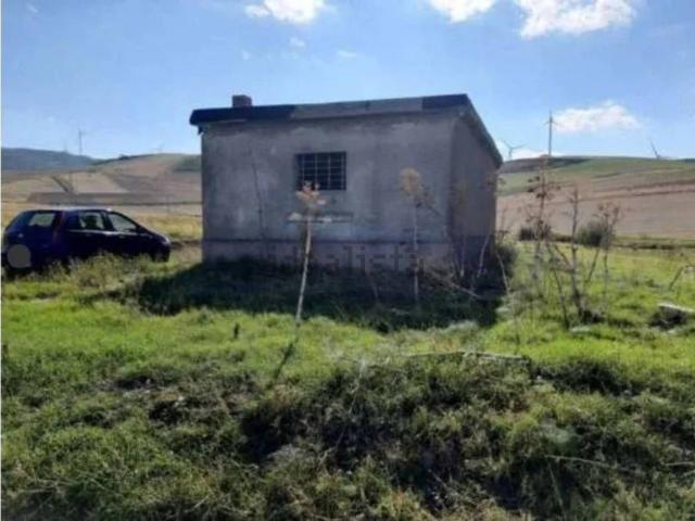 Locale in vendita di 51 m² in Contrada Crocecchie