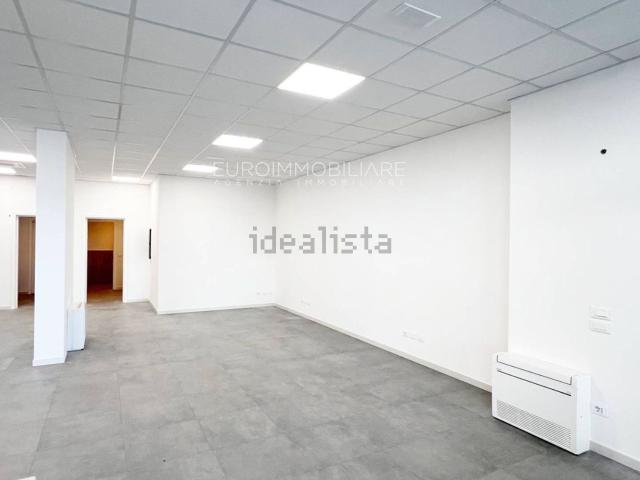 Locale in vendita di 51 m² in Via Aquileia, 89