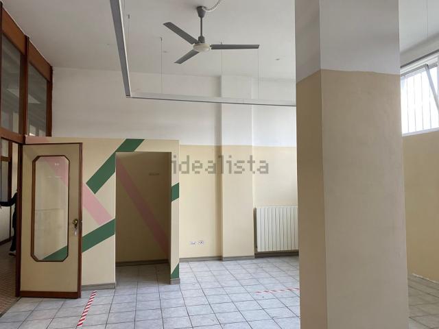 Locale in vendita di 51 m² in Via Del Parco, 13