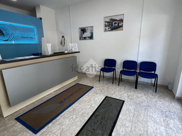 Locale in vendita di 51 m² in Via Garigliano, 80