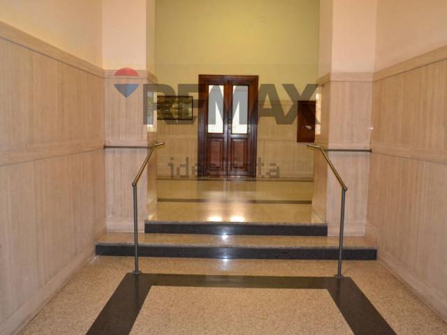 Locale in vendita di 51 m² in Via Po, 134