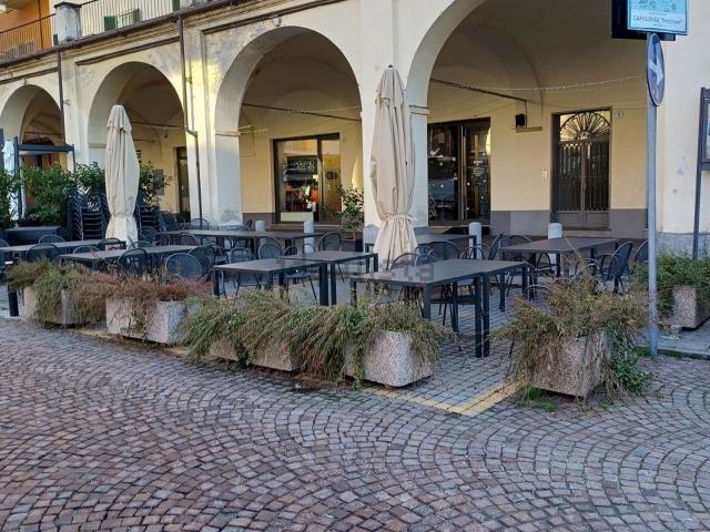 Locale in vendita di 528 m² in Via Elvio Pertinace, 8